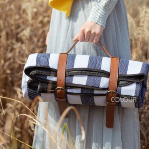 皮革綁帶防水野餐墊